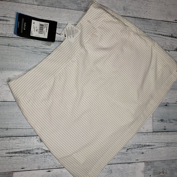adidas Pants - NWT Adidas Women's Tennis Golf Skort Pin Stripe White Beige 10